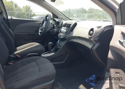 2012 Chevrolet Sonic 2Lt z USA, uszkodzony, nr VIN 1G1JC6SH6C4174937